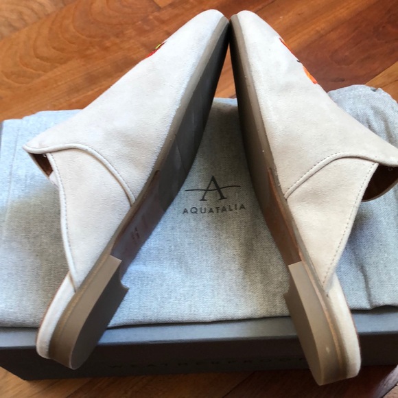 Aquatalia Rylee suede embroidery Italian flat mule - Picture 5 of 10